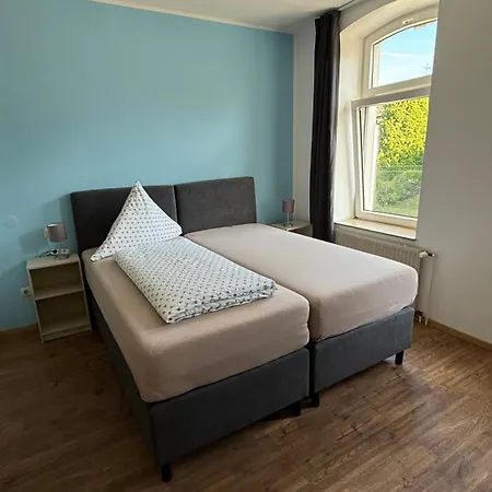 Am Schloss Borbeck 3*