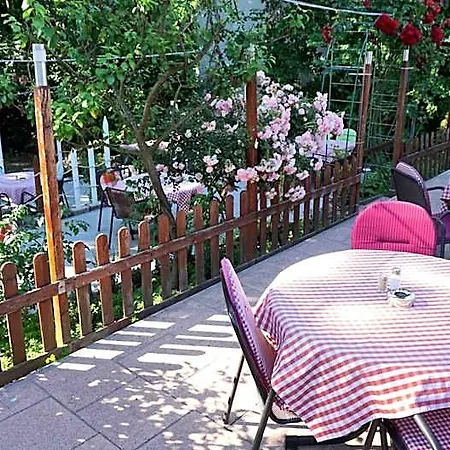 Am Schloss Borbeck Hotel 3*