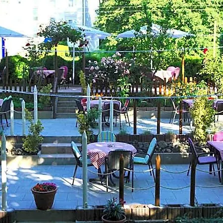 Am Schloss Borbeck Hotel Essen