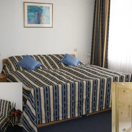 Am Schloss Borbeck Hotel Essen