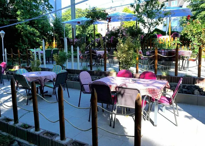 酒店 博白克城堡酒店 3*